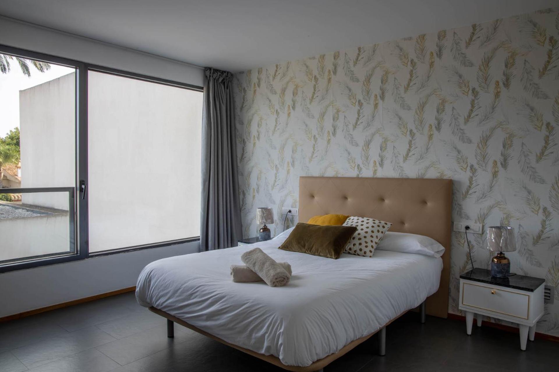 Modern With Private Pool/ 400m To The Villa *