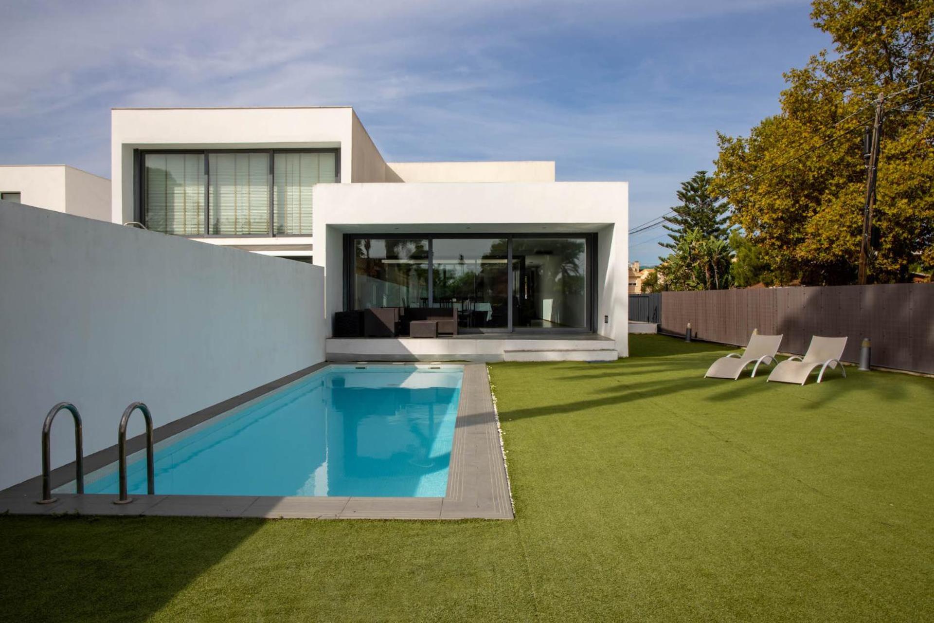Modern With Private Pool/ 400m To The Grao de Castellon